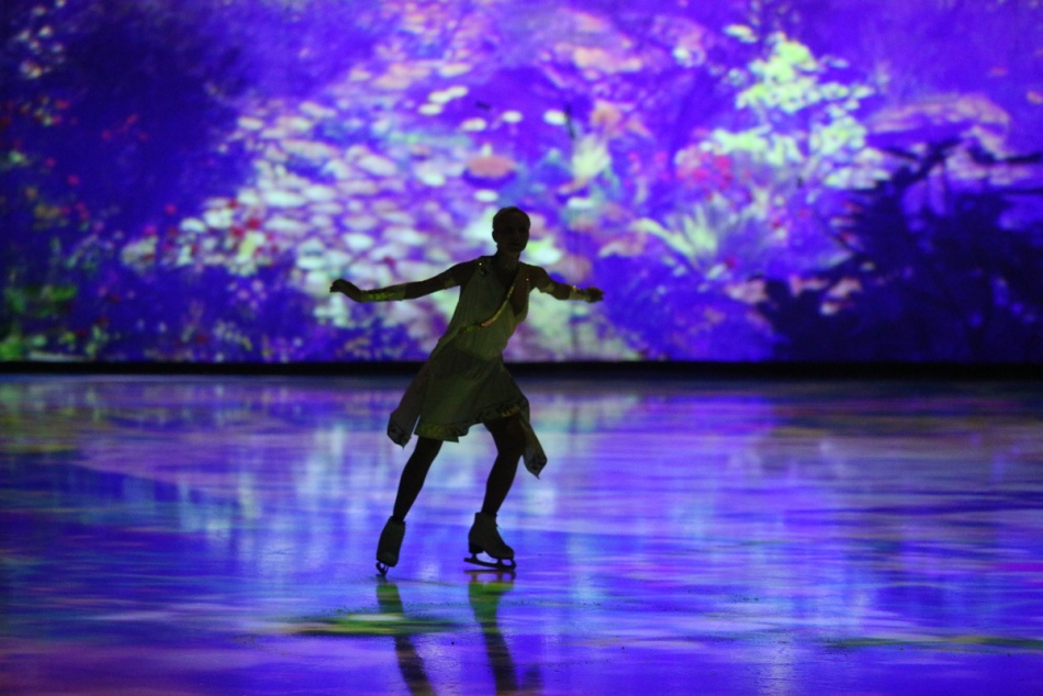 Концерт с песнями военных лет, ледовое шоу Ильи Авербуха и музыкальные перформанс от медиахудожников: бесплатные мероприятия в Петербурге 18-24 января